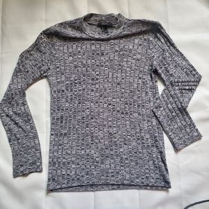 Forever 21 Grey Turtleneck Long Sleeve Shirt (L)